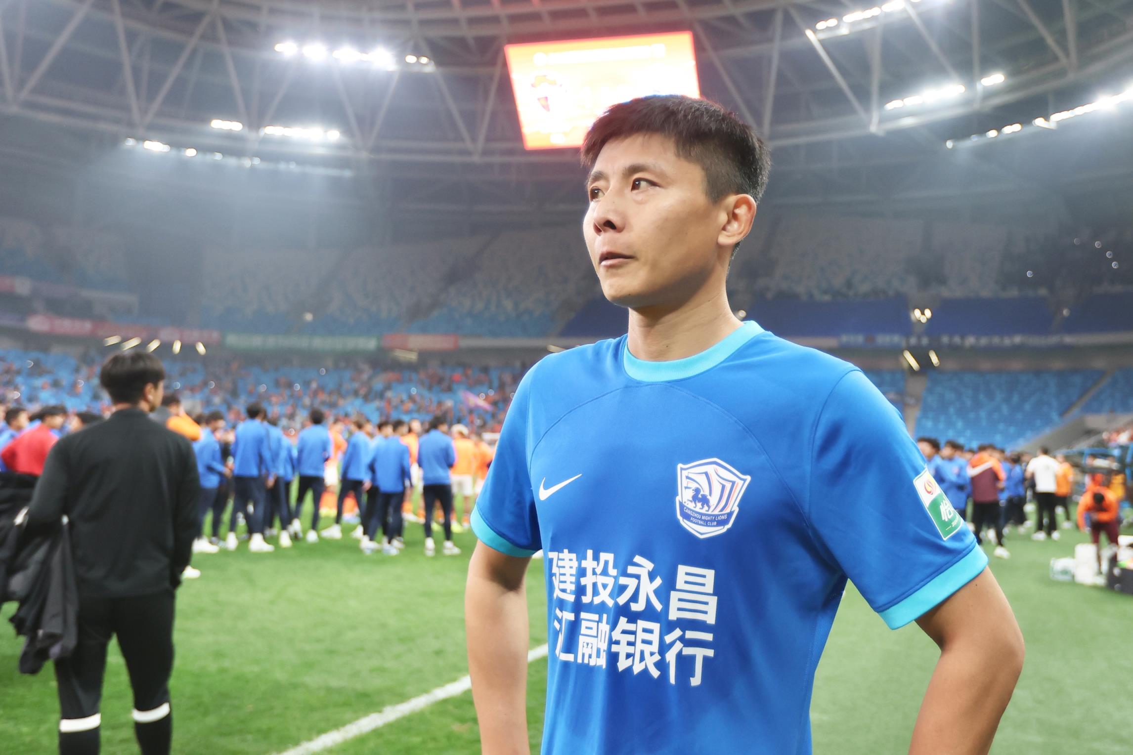 今天第5個(gè)！鄭凱木質(zhì)疑滄州：連續(xù)四年欠球員工資，還能過(guò)準(zhǔn)入？